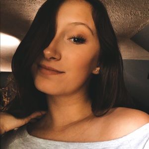 Meet your Posher, Alison